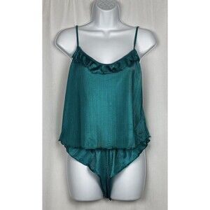 Colesce Couture Lingerie Women’s Size Medium 2 Piece Cami Set